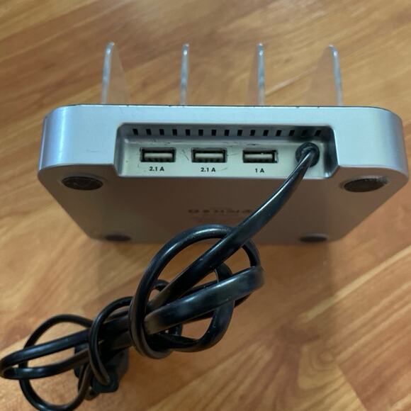 Atomi Charge Station 3 Port USB Device Station - AT740 - Power Station Charger - Picture 3 of 4